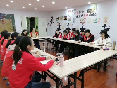 重慶學輔教育信息咨詢服務(wù) 引領(lǐng)學生高效學習與規(guī)劃未來的專業(yè)指南