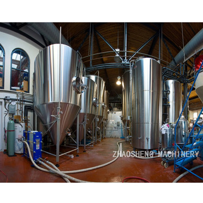 濟(jì)南1500L不銹鋼糖化罐 商用自釀啤酒設(shè)備的優(yōu)選方案